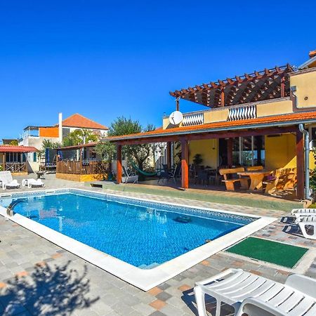 Apartments Flora Pakoštane Dış mekan fotoğraf
