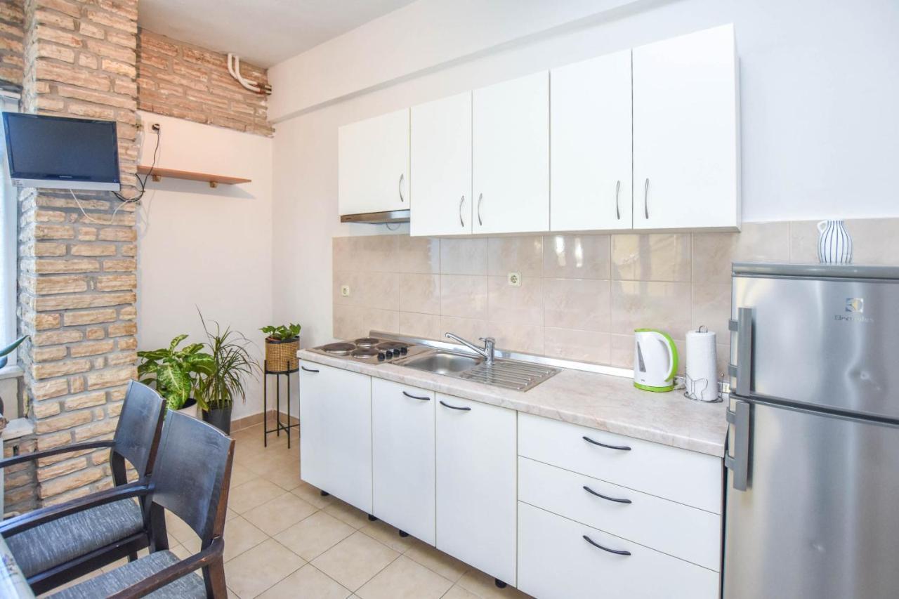 Apartments Flora Pakoštane Dış mekan fotoğraf
