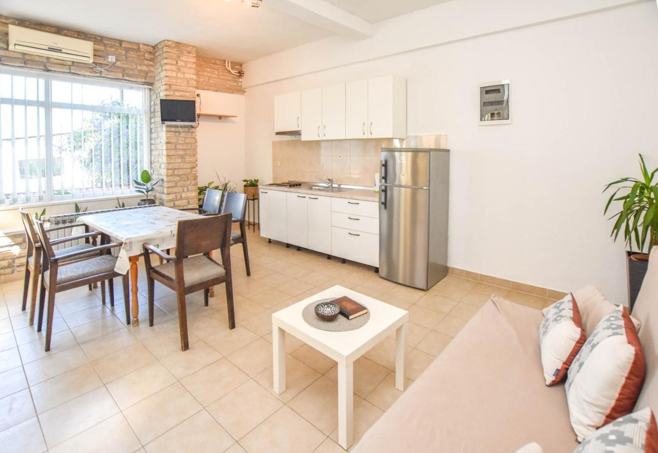 Apartments Flora Pakoštane Dış mekan fotoğraf